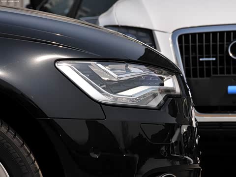 2012�� 50 TFSI quattro ������