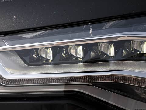 2012�� 50 TFSI quattro ������