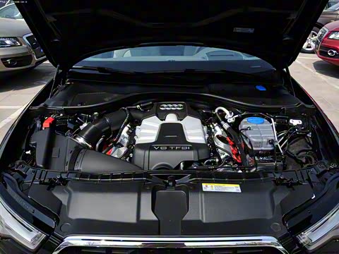 2012�� 50 TFSI quattro ������