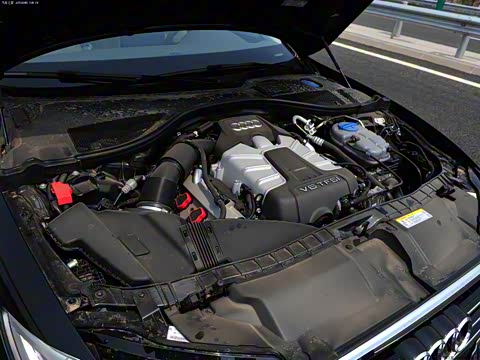 2012�� 50 TFSI quattro ������