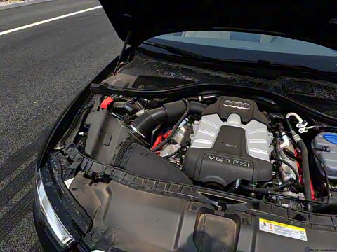 2012�� 50 TFSI quattro ������