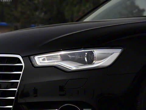 2012�� 50 TFSI quattro ������