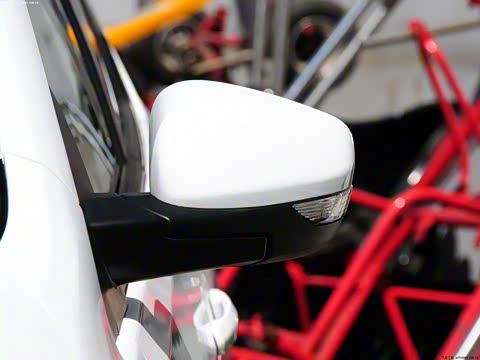 2012�� 1.5L �Զ��캽��