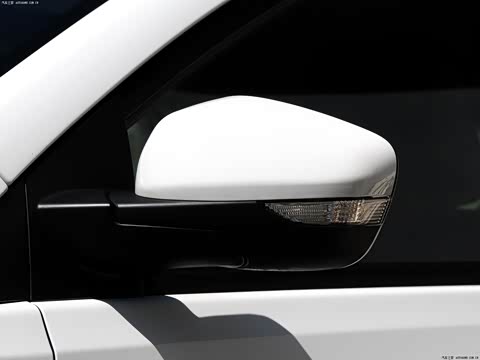 2012�� 1.5L �Զ��캽��