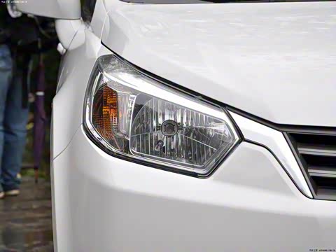 2012�� 1.6L �ֶ�����