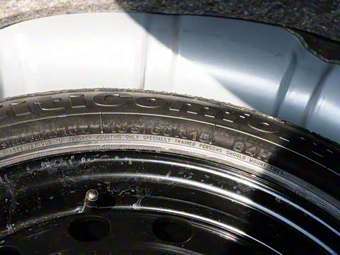 2012�� ���� 1.6L �ֶ���Ӣ��