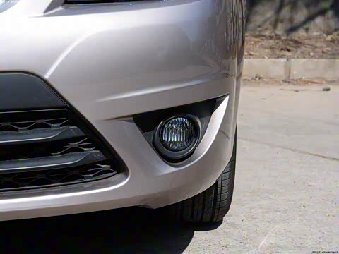 2012�� ���� 1.6L �ֶ���Ӣ��