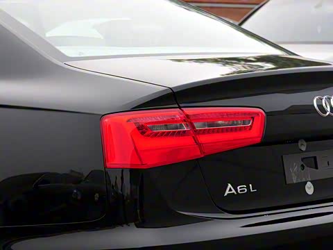 2012�� TFSI �ֶ�������