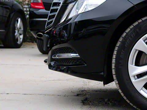 2012�� E 300 L ʱ����