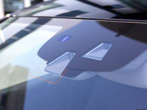 2012�� E 300 L ʱ�к�����