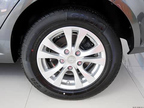 2012�� ���� 1.6L �ֶ��콢��