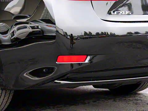 2013�� 300h ��Ӣ��