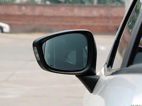 2012�� 2.0L ����������