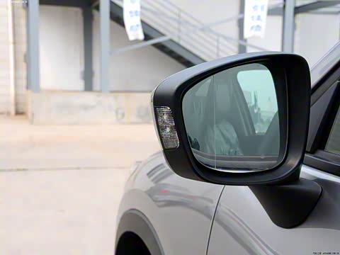 2012�� 2.0L ����������