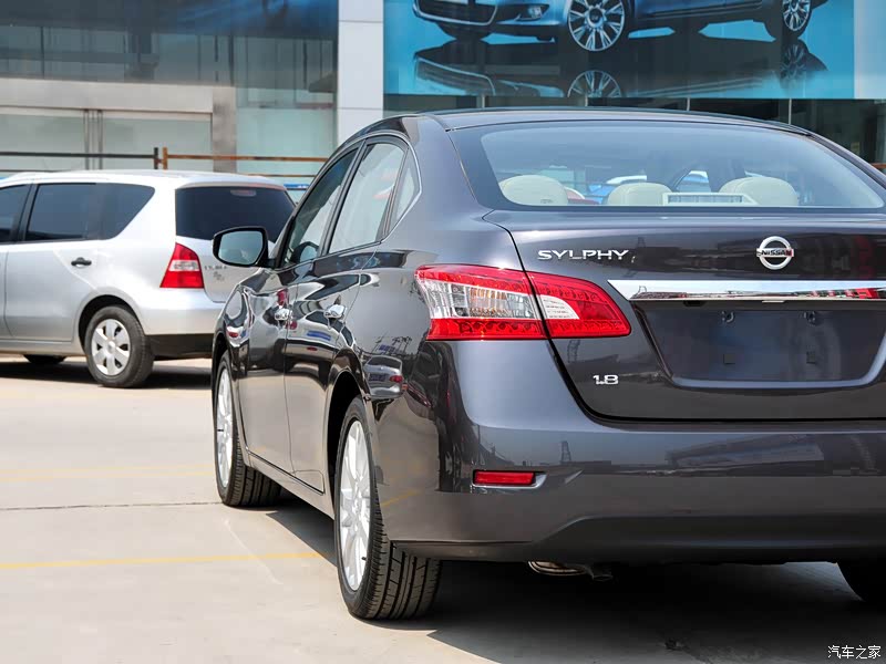 东风日产 轩逸 2012款 1.8xv cvt尊享版