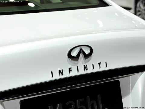 2012�� M35hL ������