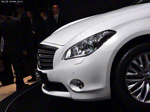 2012�� M35hL ������