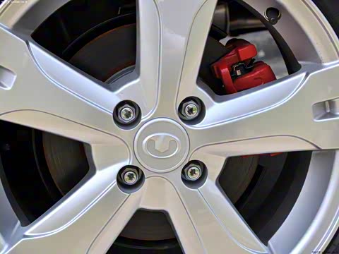 2012�� 1.5L �ֶ�������