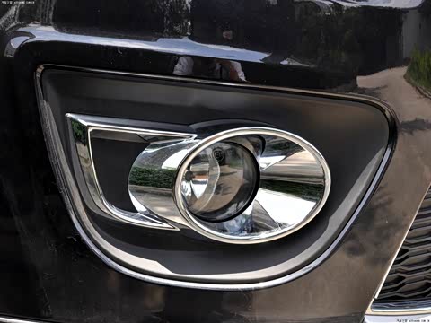 2012�� 1.5L �ֶ�������