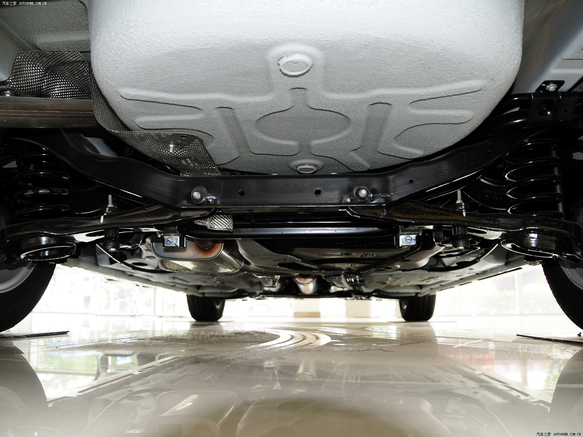 汽车图片 福特 福克斯 2012款 两厢经典 1.8l 手动时尚型