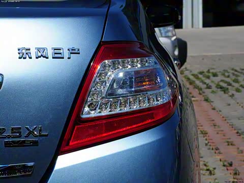 2012�� 2.5L XL-NAVI�ư�ȫ��