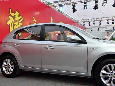 2012�� 1.5L �ֶ�������