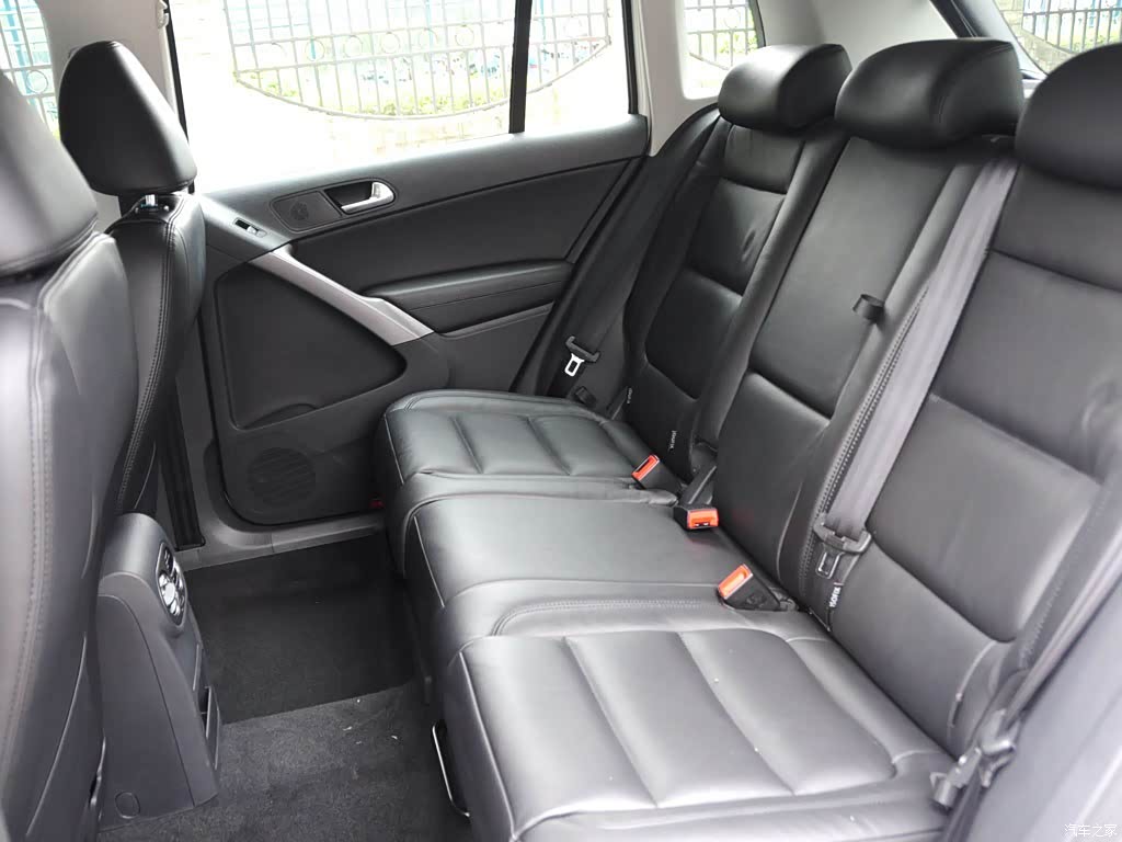 上海大众 途观 2012款 1.8tsi 手动两驱进享版