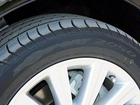 2012�� 2.5L Royal Saloon����