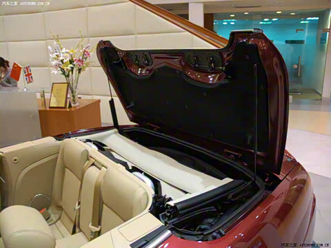 2006�� 4.2L V8˫���ܳ�