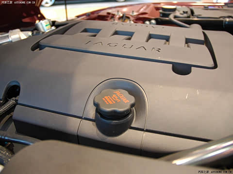 2006�� 4.2L V8˫���ܳ�