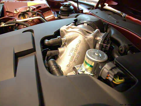 2006�� 4.2L V8˫���ܳ�