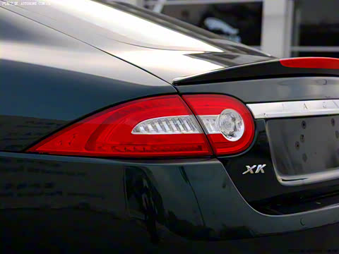 2009�� XKR 5.0L V8��е��ѹӲ���ܳ�