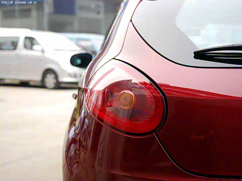 2008�� 1.4T �ֶ��˶���