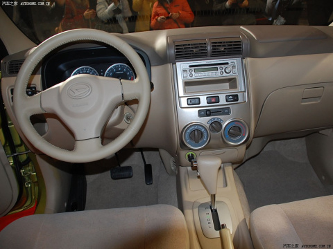 2008款 1.5L CX 自动5座