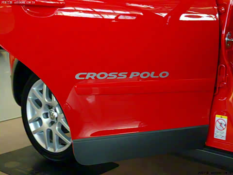 2007�� 1.6L Cross Polo AT