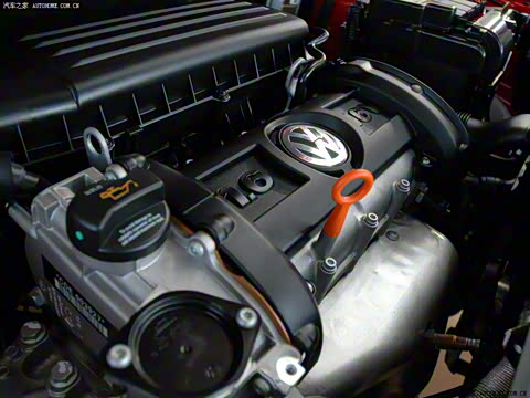 2007�� 1.6L Cross Polo AT