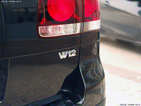 2008�� 6.0 W12������