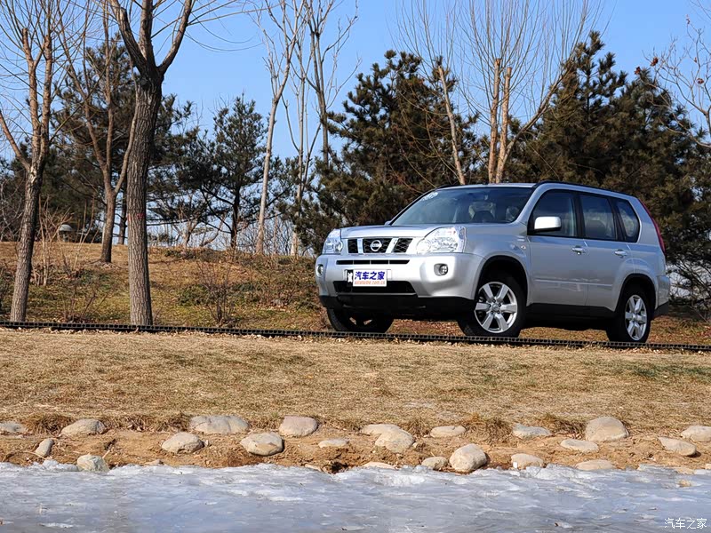 东风日产 奇骏 2008款 2.5l xl mt 4wd
