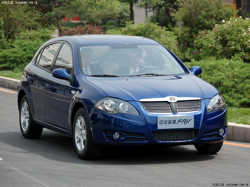 4,自主品牌轿车阵营中又多了一匹"价格黑马"18日华晨中级轿车骏捷在