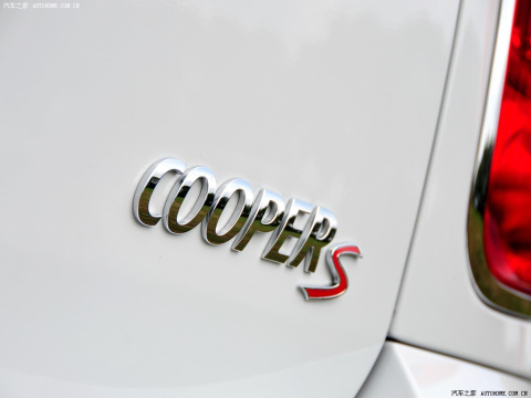 2011 1.6T COOPER S ALL4