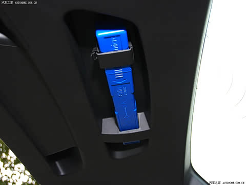 2010�� xDrive28i