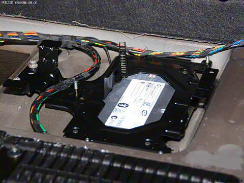 2010�� xDrive28i