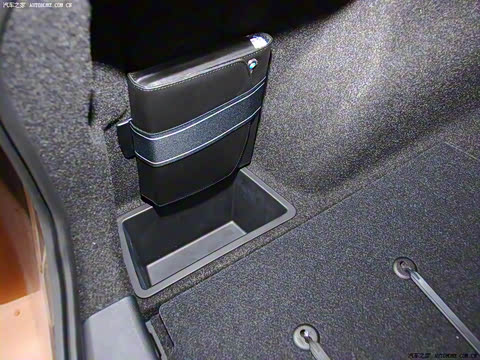 2010�� xDrive28i