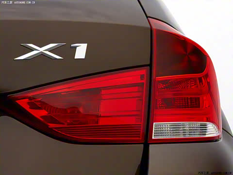 2010�� xDrive28i