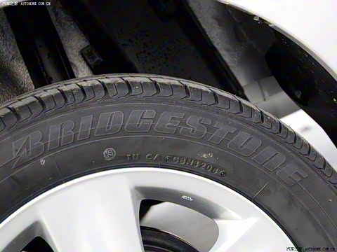 2008�� 1.3L GL-i �ر����� MT