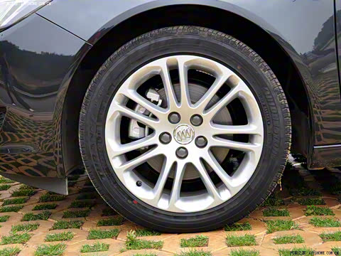 2009�� 2.0T �����˶���