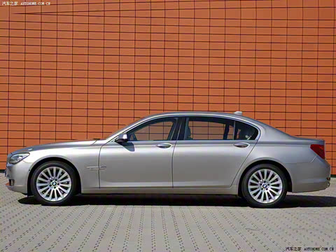 2009�� 750Li������