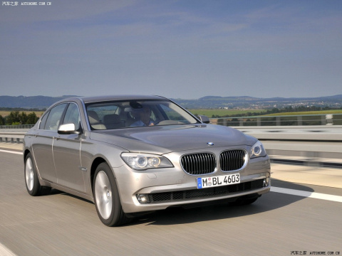 2009 740Li