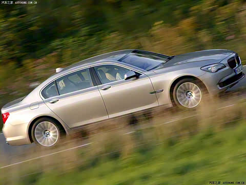 2009�� 750Li������