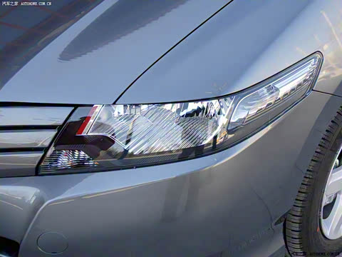 2008�� 1.5L �ֶ���Ӣ��